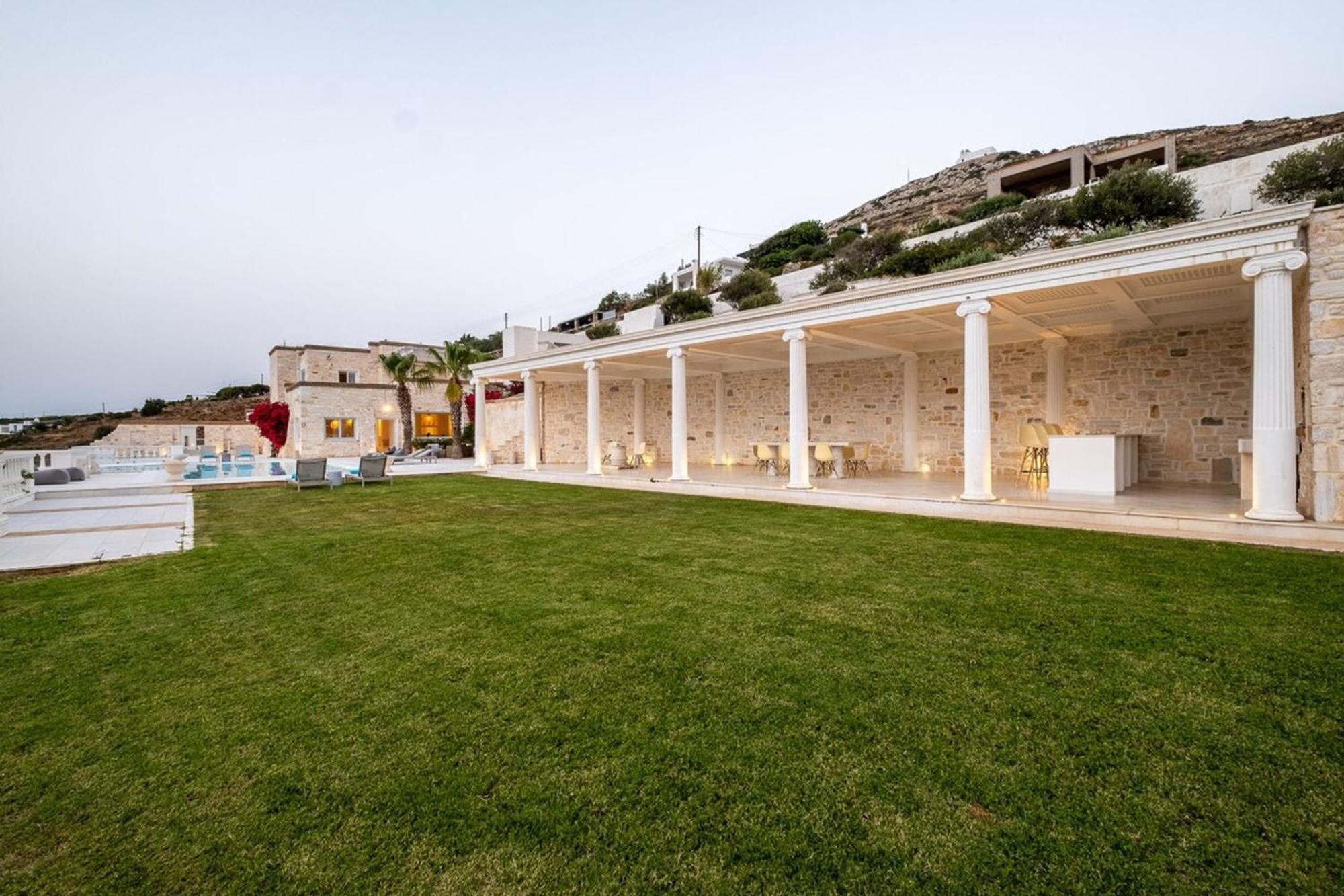 Luxury Villa Aethra -Island Living Paros- Eksteriør billede